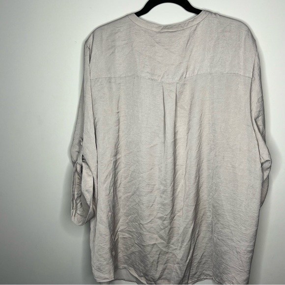 NWT Torrid Harper Satin Pullover 3/4 Sleeve Blouse neutral beige size 4XL. - Picture 12 of 14